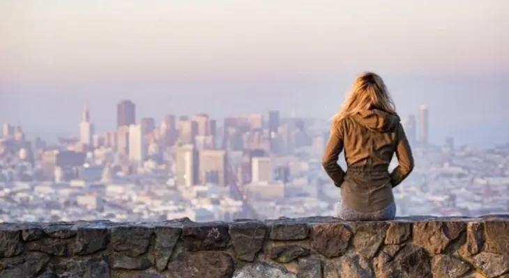 Conoce las 10 cosas que ganaste cuando tu pareja te dejó por otra