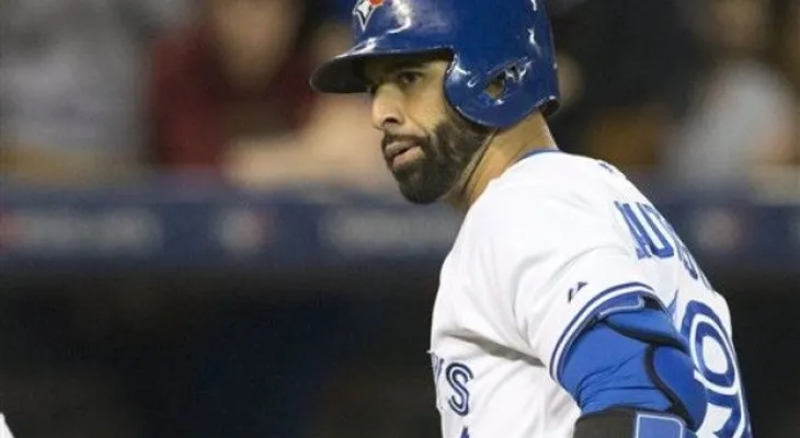 Bautista pega jonrón y remolca tres para Toronto