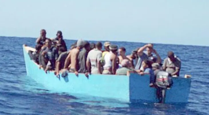 Oficial de Migración y de la Marina formaban parte de red trata de personas