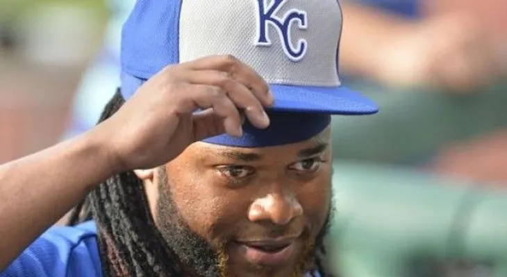 Johnny Cueto firma contrato con Gigantes por US$130 MM