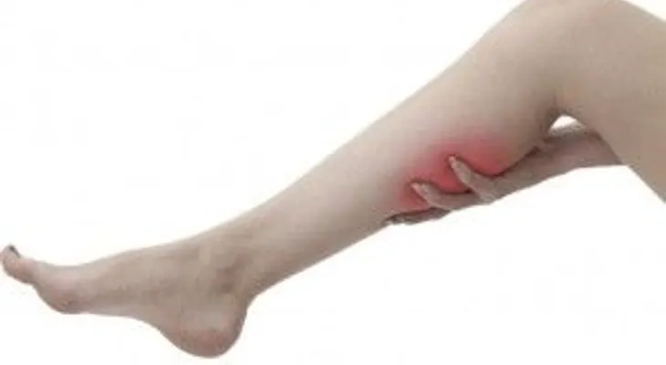 Cómo prevenir los calambres en las piernas y evitar que te vuelvan a dar !