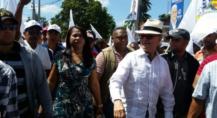 Alcaldesa Fantino define de histórico apoyo de senador Félix Vásquez y ex dirigentes del PRM