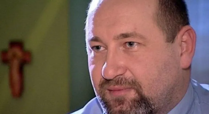 Condenan 7 años al padre Alberto Gil por abuso sexual de menores en RD 