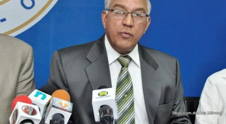 Presidente del PRM recuerda compromiso JCE de auditar sistema electrónico