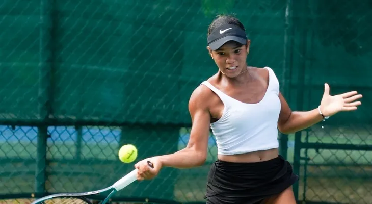 Julianny De La Cruz reaches singles and doubles finals at Copa Mangú J60 tennis tournament