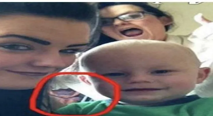 Esta chica descubrió algo increìble en su selfie 