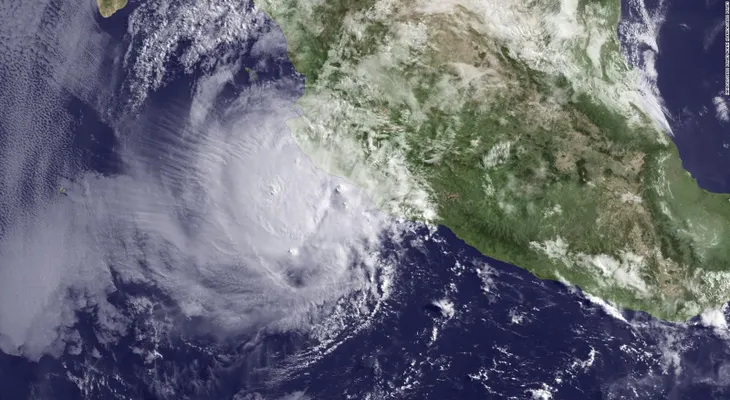Podría haber menos huracanes esta temporada, dice la NOAA