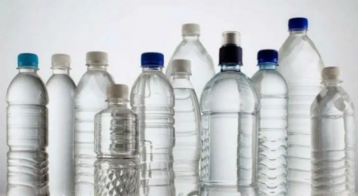 ¡Lo que debes saber cuando compras una botella de agua!