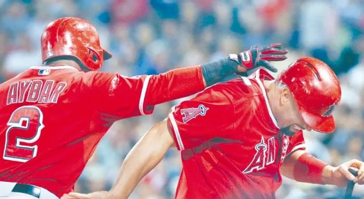 Anaheim amplía ventaja; David Ortiz y Nelson Cruz se van para la calle