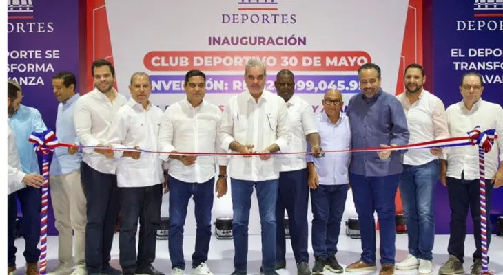 Presidente Abinader entrega techado Club Deportivo 30 de Mayo