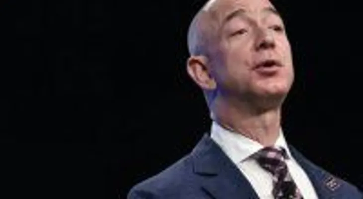 Jeff Bezos prepara viajes espaciales para 2018