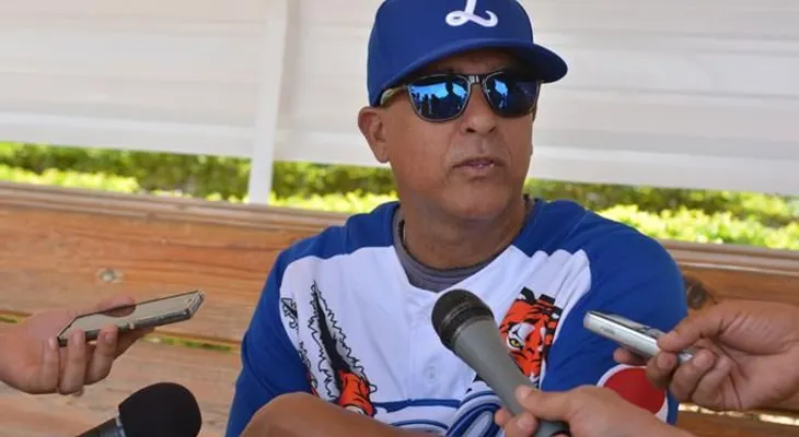 Manny Acta dice que Lino Rivera es uno de sus mejores candidatos dirigir las Aguilas