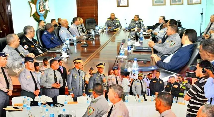 Jefe PN adelanta coroneles del IPES dirigirán comandos departamentales