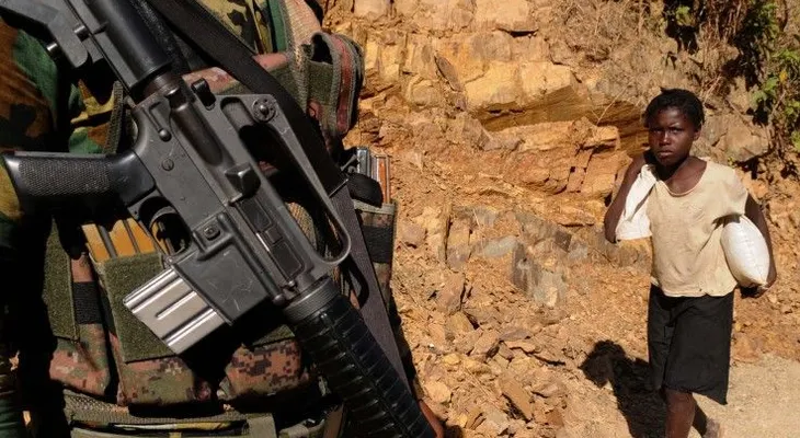 Jefe del Ejército dice aumentan vigilancia en la frontera