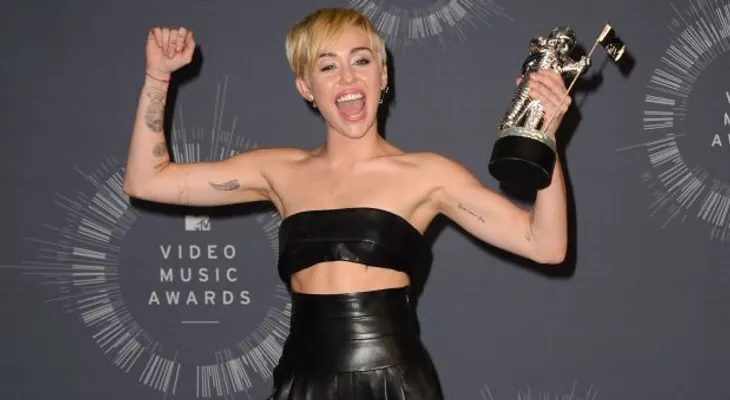 Miley Cyrus: "Agradezco constantemente a la vida" 