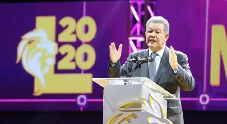 Leonel pide a DM acelerar construcción hospital Cabral y Báez y anuncia tren de carga y pasajeros para el Cibao