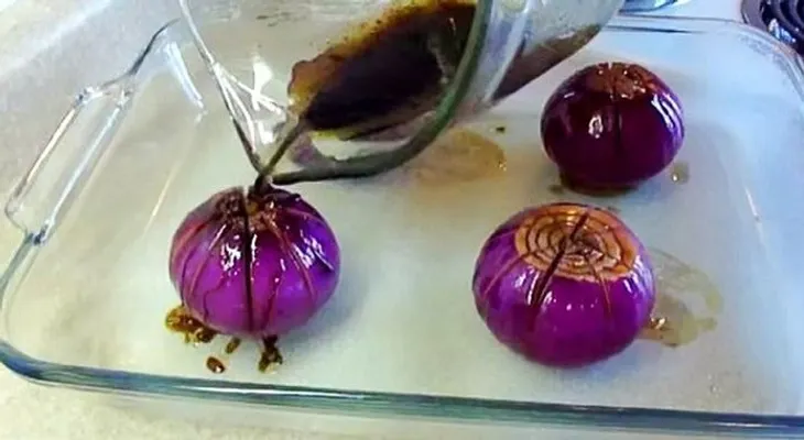 Una alucinante receta con cebolla que tiene que probar (Vídeo)