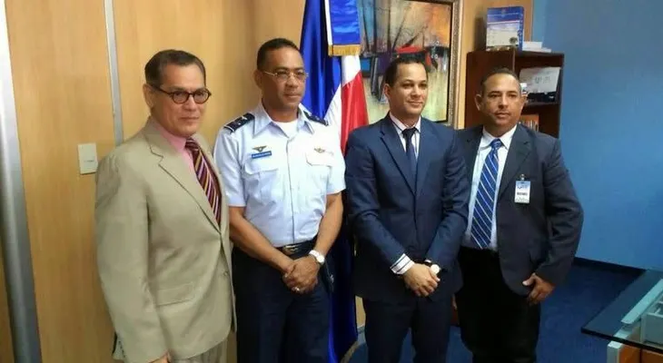 Comandante de la FARD realiza visita de cortesía al ministro de la Juventud