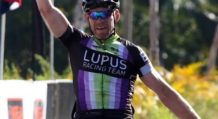 Ismael Sánchez llega a última fecha como líder de la Vuelta