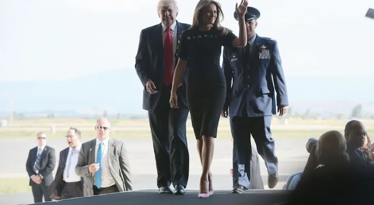 Lo que aprendimos de Melania Trump en su primer viaje internacional