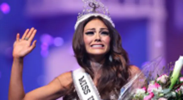 Le quitan la corona a Miss Puerto Rico