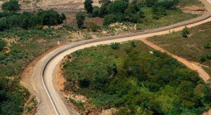 Gobierno dominicano inicia segunda etapa de verja fronteriza en Jimaní