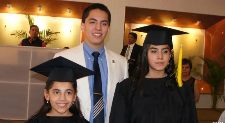 Dafne Almazán, la niña de 13 años convertida en la psicóloga más joven del mundo