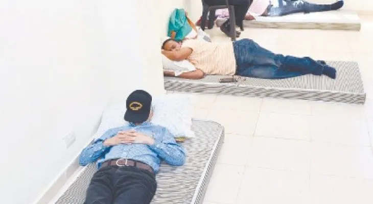 Excandidatos SDE van por el cuarto día en huelga de hambre 