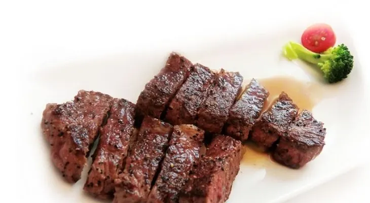 Carne en salsa de vino; una receta para sorprender; ingredientes y preparación