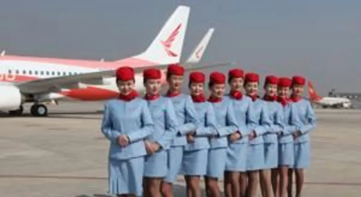 Así son humilladas las azafatas chinas