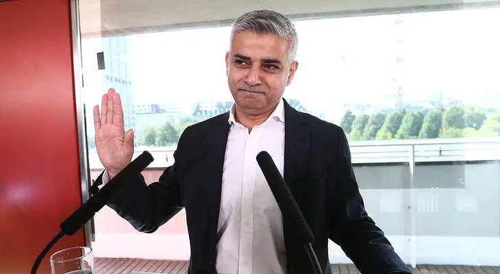 Alcalde musulmán de Londres rechaza invitación de Trump para visitar EE.UU.