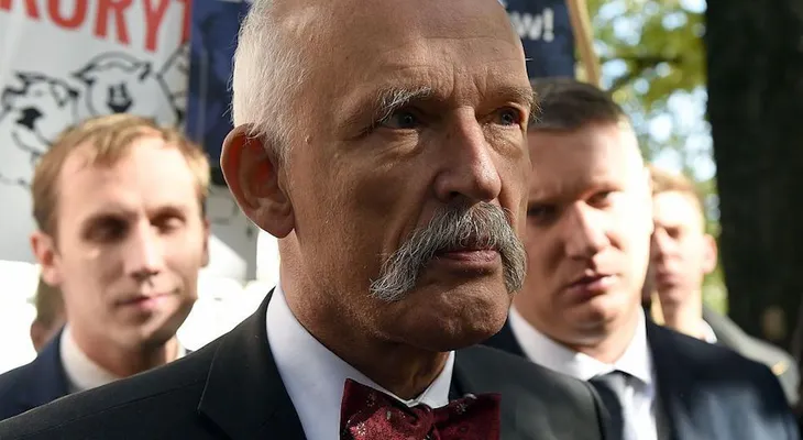Eurodiputado polaco: "Las mujeres deben ganar menos porque son menos inteligentes"