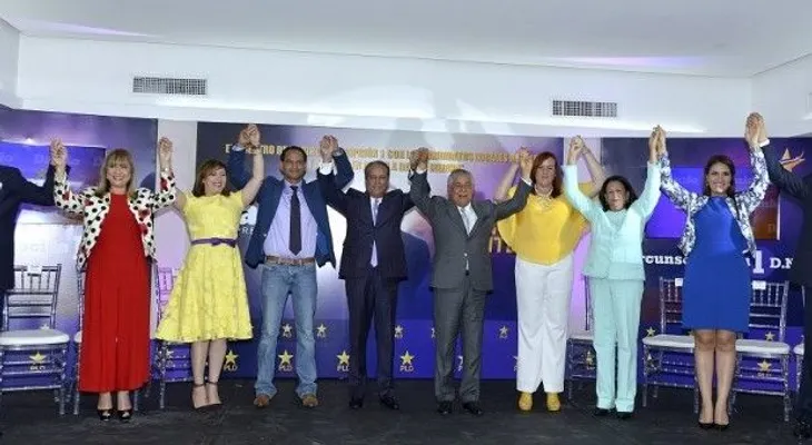 Comité de Campaña PLD en circunscripción uno realiza encuentro con candidatos
