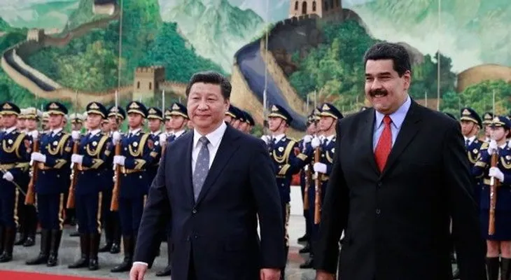 China aprueba préstamos a Ecuador y Venezuela