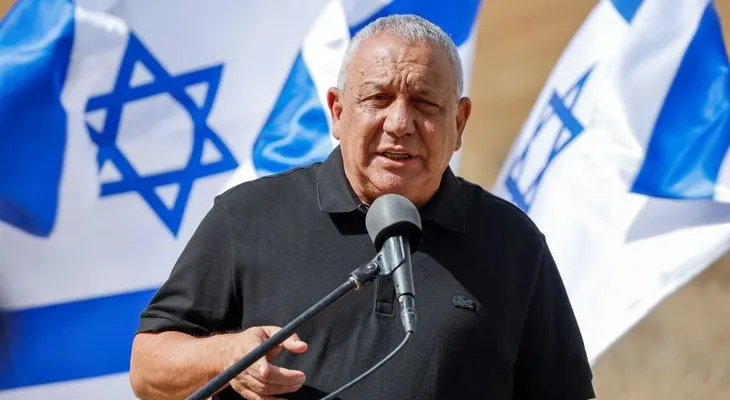 Gadi Eisenkot, el rival de Netanyahu en las elecciones de Israel que enfrenta ataques racistas