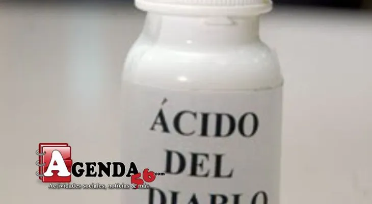 Dos hombres queman con ácido del diablo a una mujer en Santiago