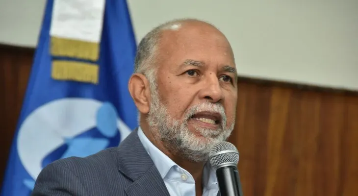 ADP: déficit de 7,000 aulas y 110,000 evaluaciones sin procesar amenazan inicio del año escolar