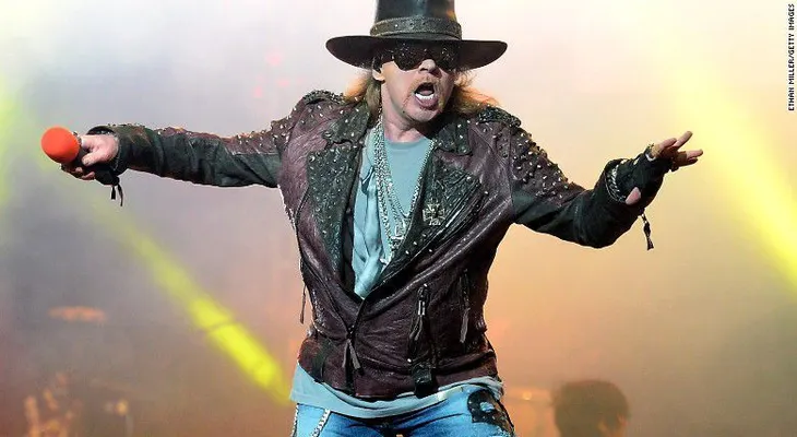 Axl Rose de Guns N' Roses se une a la gira mundial de AC/DC