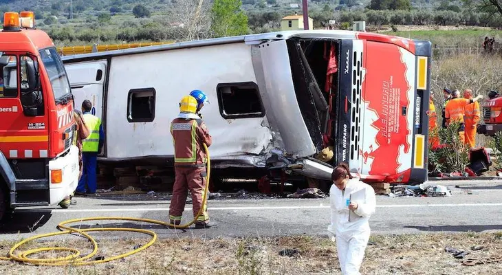 Fatal accidente de autobús deja varias estudiantes extranjeras muertas en el noreste de España