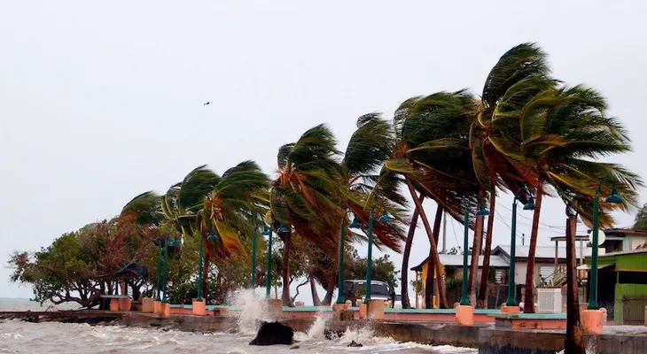 Minuto a minuto: María avanza hacia Puerto Rico