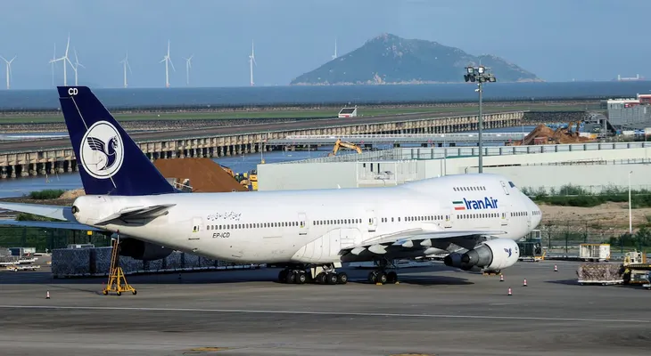 Bessent: aerolíneas iraníes dejarán de operar en todo el mundo desde el 23 de septiembre por sanciones de EE. UU.