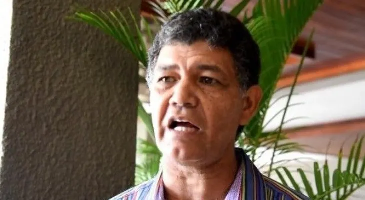 Francisco Peña sacará vendedores mercado Pulgas de la Sánchez, los ubicará en Elías Piña y Haití