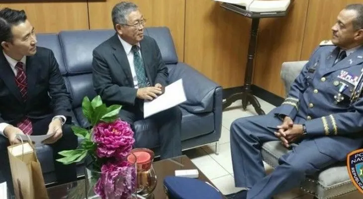 Jefe de la Policía recibe visita del embajador del Japón