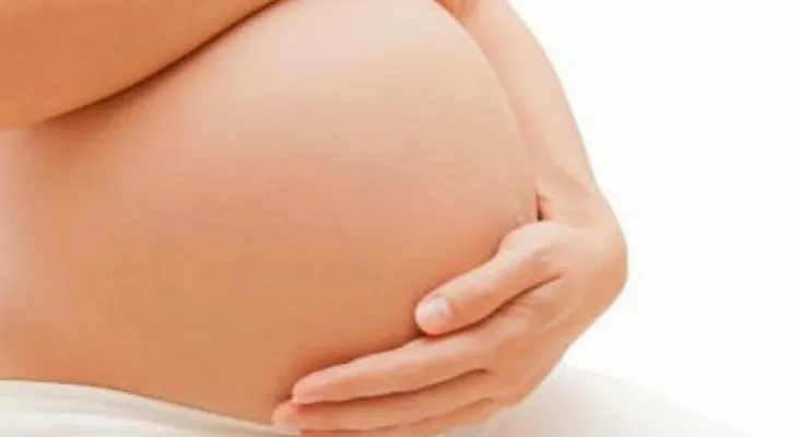 Ibuprofeno en embarazo puede perjudicar a fetos masculinos 