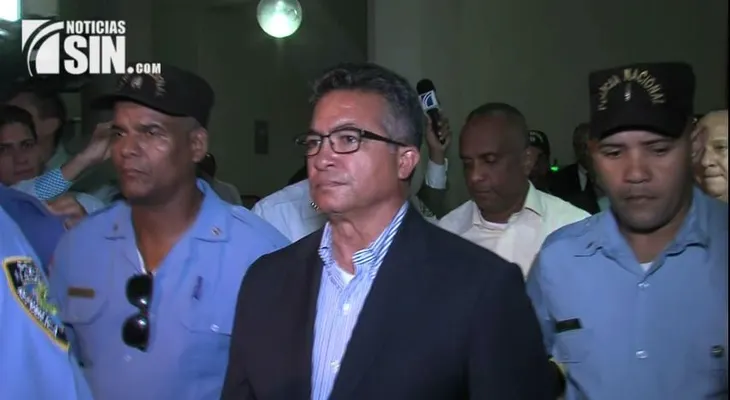 Dejan el libertad ex ministro FFAA; considera injusta medida contra Piccini