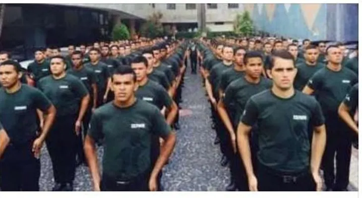 Iglesia Pare de Sufrir prepara en Brasil un ejército para matar ateos y gays