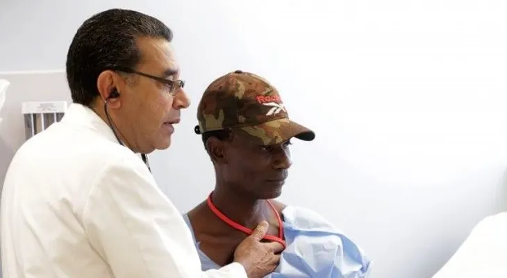 200 personas atendidas en jornada médica Despacho Primera Dama y CEDIMAT