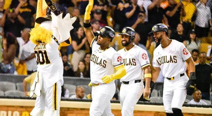 Águilas vencen a los Toros en el Cibao