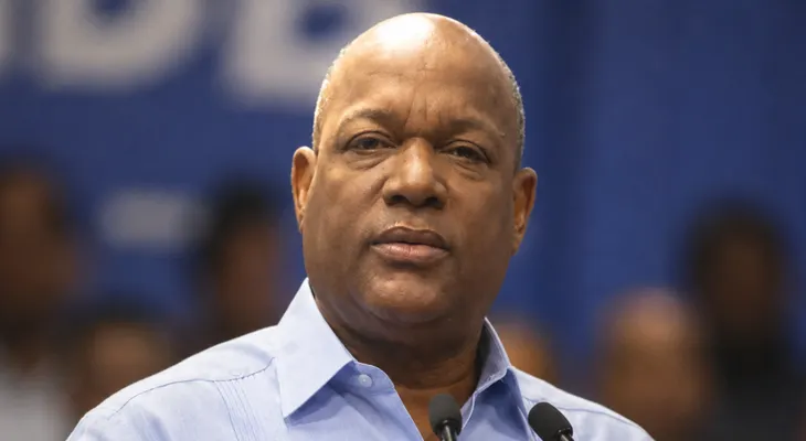 Milton Olivo
anuncia aspiraciones a la candidatura senatorial del PRM por la provincia Santo
Domingo
