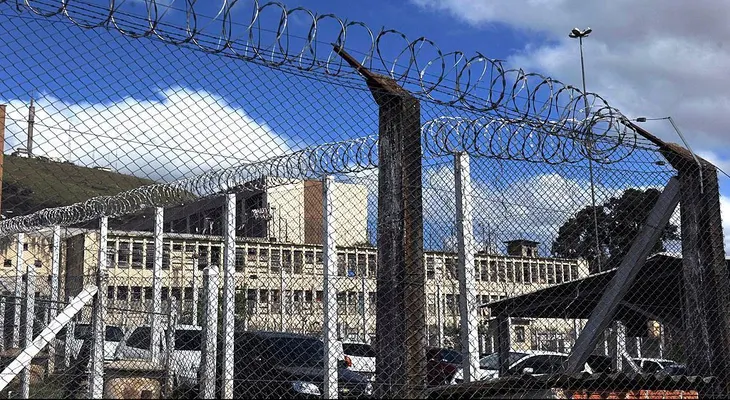 Enfrentamientos entre bandas criminales en prisión de Brasil dejan al menos 25 muertos